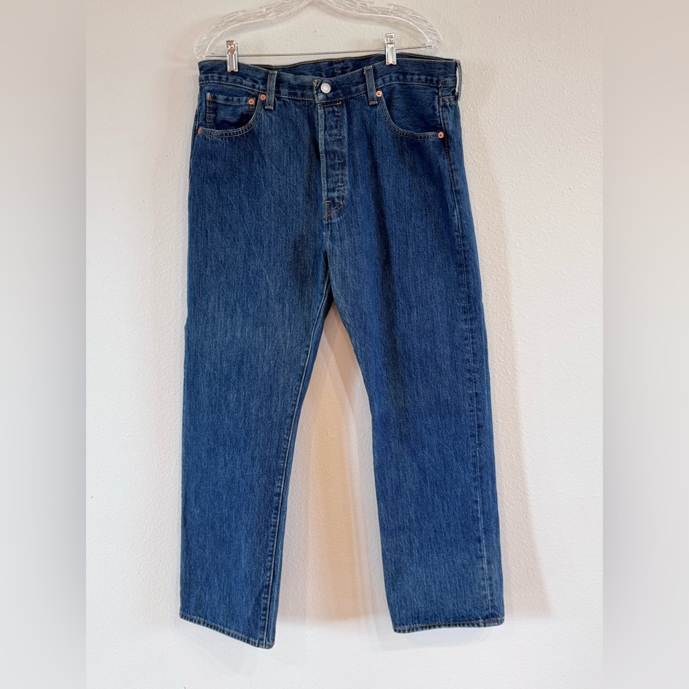 Levi's 501 xx Jeans Straight Leg Loose Fit Blue Y2K Button Fly Measures 34x28.5